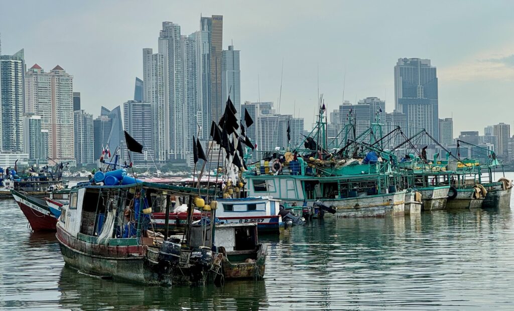 Ciudad de Panama - Meerblick am Mercado de Marisco