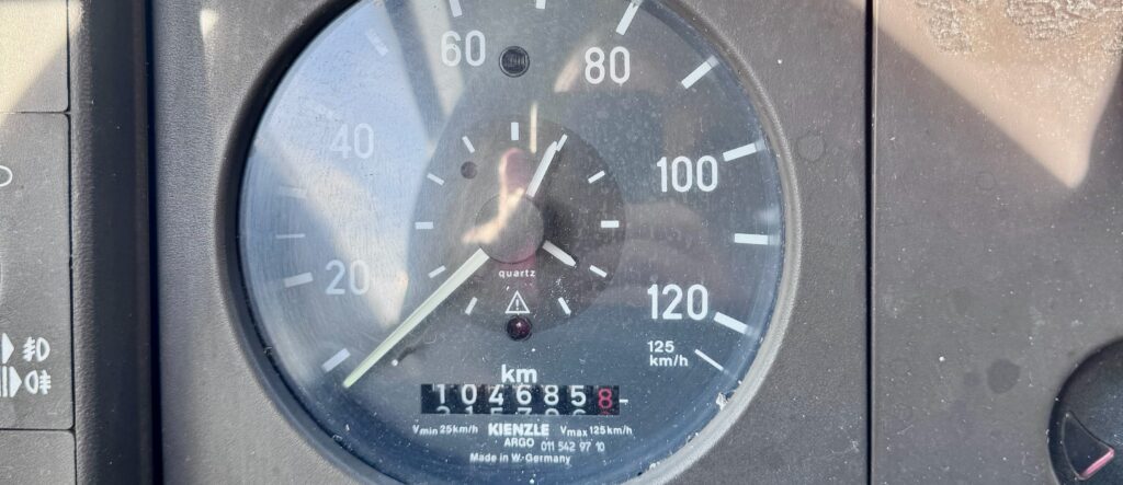 Tacho Anzeige Mercedes Benz 711d