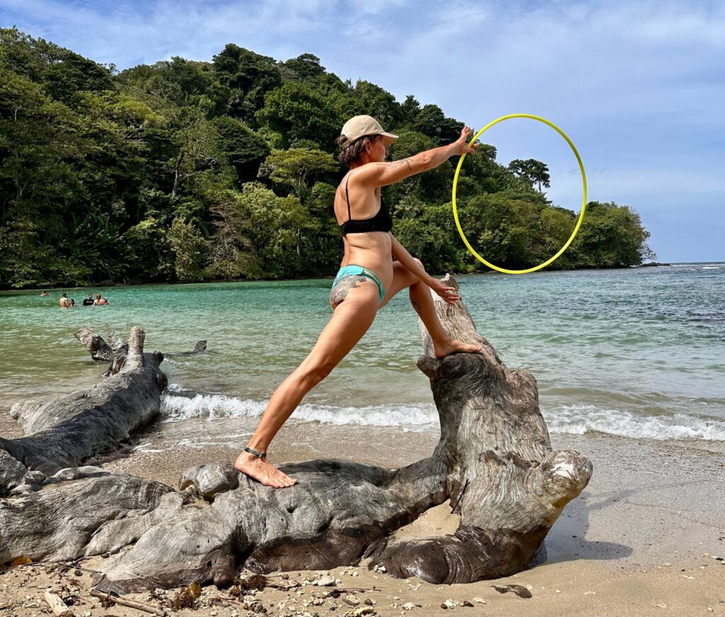 Hoop-Yoga Continuous K Roll /w Warrior Pose at panameñon Caribic Beach Hoop-Yoga Continuous K Roll /w Warrior Pose at panameñon Caribic Beach