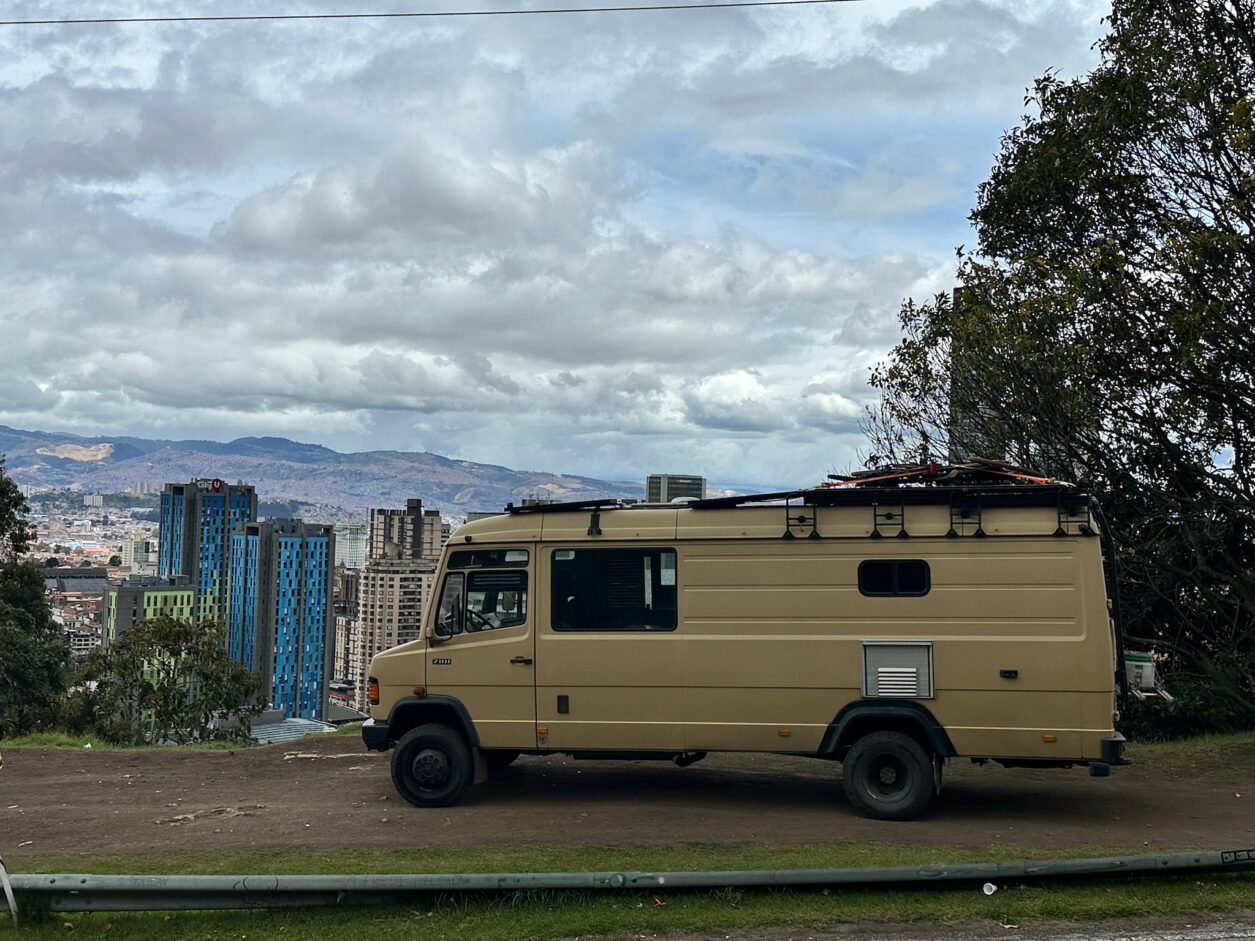 Bogotá von oben mit Cecil 711d